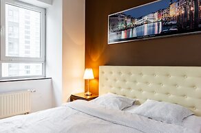 Green Wood Apartments Platinum Towers