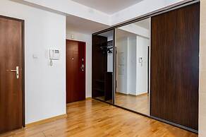 Green Wood Apartments Platinum Towers