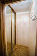 Apartment on Okeanskiy Pr. 46-8