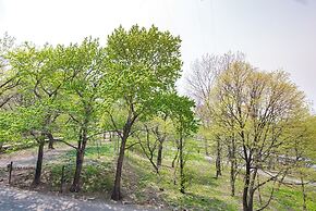 Apartment on Okeanskiy Pr. 46-8