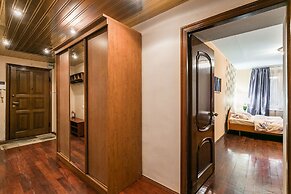 Apartment on Chayanova 12