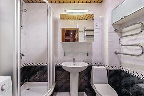 Apartment on Chayanova 12