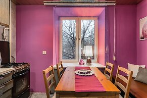 Apartment on Chayanova 12