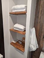 Cambeth Lodge Guesthouse