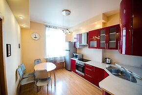 Apartment on Partizanskiy Pr. 22-16