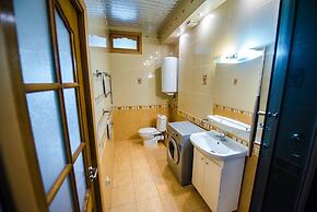 Apartment on Partizanskiy Pr. 22-16