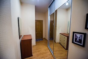 Apartment on Partizanskiy Pr. 22-16