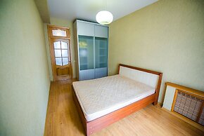 Apartment on Partizanskiy Pr. 22-16