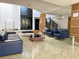 STAY Sun Square Flats