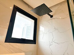 STAY Sun Square Flats