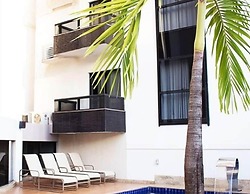 STAY Sun Square Flats