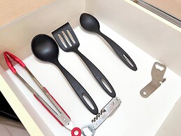 STAY Sun Square Flats