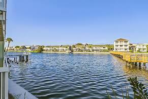 Southbay 55 is 2 Bedroom on the lake with short walk to beach by RedAw