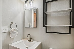 Southbay 55 is 2 Bedroom on the lake with short walk to beach by RedAw