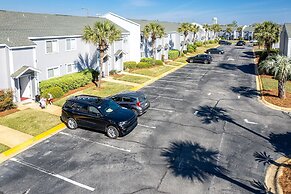 Southbay 55 is 2 Bedroom on the lake with short walk to beach by RedAw