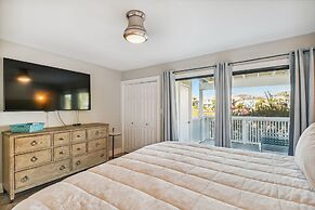 Southbay 55 is 2 Bedroom on the lake with short walk to beach by RedAw