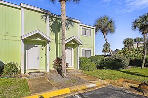 Southbay 55 is 2 Bedroom on the lake with short walk to beach by RedAw