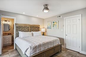 Southbay 55 is 2 Bedroom on the lake with short walk to beach by RedAw