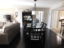 Yacht Club S #1-1104 4 Bedroom Condo by RedAwning