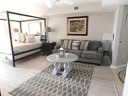 Yacht Club S #1-1104 4 Bedroom Condo by RedAwning