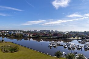 Yacht Club S #1-1104 4 Bedroom Condo by RedAwning