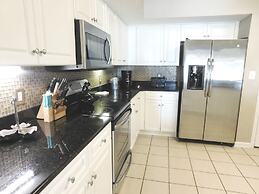 Yacht Club S #1-1104 4 Bedroom Condo by RedAwning