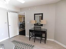 Yacht Club S #1-1104 4 Bedroom Condo by RedAwning