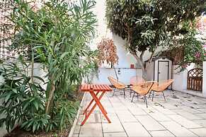 Akicity Praça de Espanha Selected