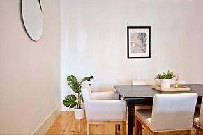 Akicity Praça de Espanha Selected