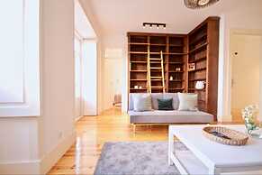 Akicity Praça de Espanha Selected