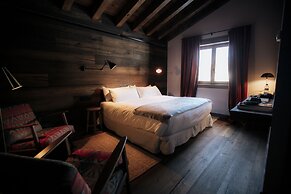 L'Ovella Negra Mountain Lodge