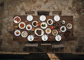 L'Ovella Negra Mountain Lodge