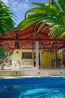 Macaco Surf Hostel