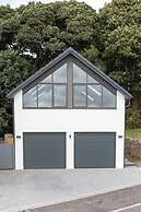 The Wee Glasshouse - Stunning Views of Dalgety Bay