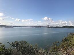 The Wee Glasshouse - Stunning Views of Dalgety Bay