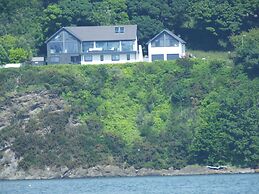 The Wee Glasshouse - Stunning Views of Dalgety Bay