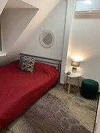 Airport16 B&B
