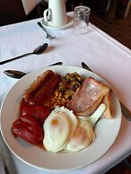 OYO Ivy Hotel