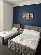 OYO Ivy Hotel