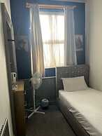 OYO Ivy Hotel