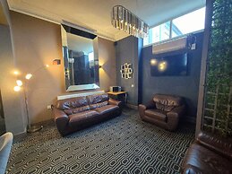 OYO Ivy Hotel
