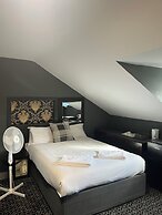 OYO Ivy Hotel
