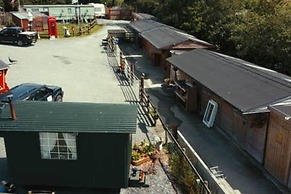 Ruby Shepherds hut Sleeps 4