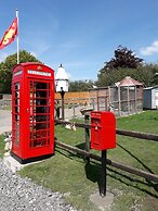 Ruby Shepherds hut Sleeps 4