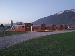 Glacier Acres Guest Ranch