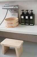 City 1500 SF 2BR condom 4F sea view