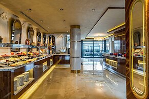 Beethoven Senfoni Hotel