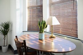 Arthouse Lovely Spacious 5 bed house