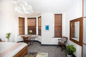 Arthouse Lovely Spacious 5 bed house