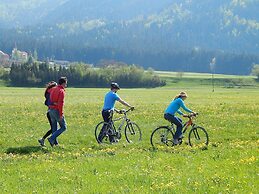 Sunny Holiday House B&B